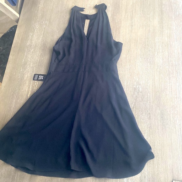 Express dress size 6 - Picture 2 of 4